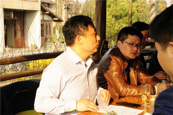 凝心聚力，中國(guó)實(shí)木地板聯(lián)盟召開年度工作會(huì)議